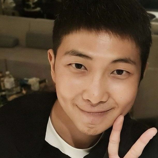 RM (BTS)の最近の活動写真