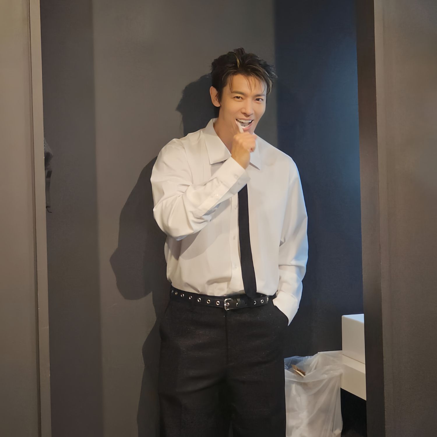 Latest photo of Donghae (Super Junior)