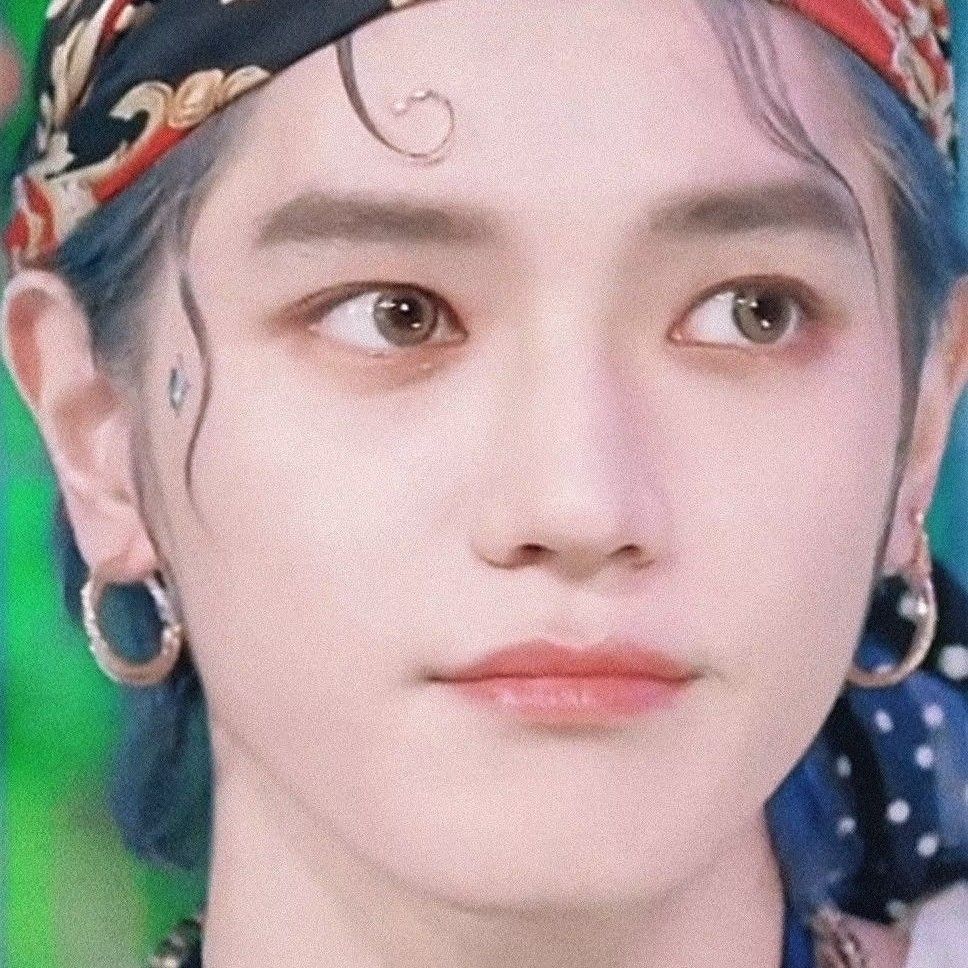 Foto aktivitas terbaru Taeyong (NCT 127)