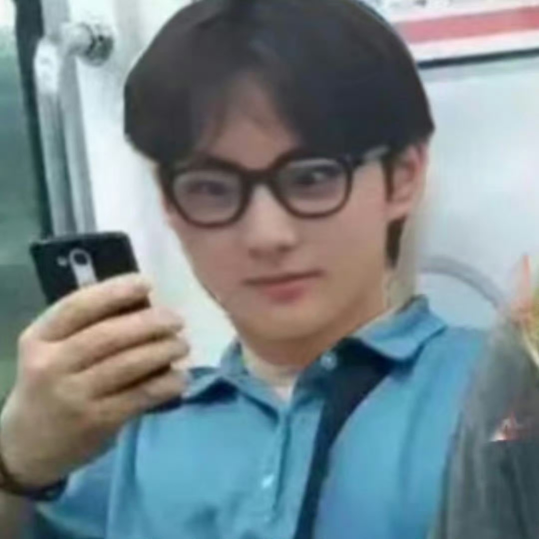 A moment captured by Jungwon (ENHYPEN)'s fan