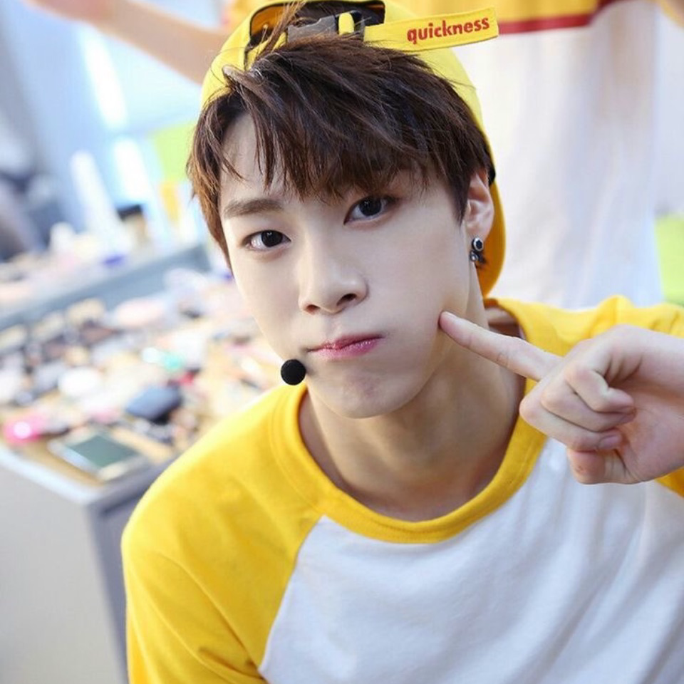 A moment captured by Moonbin (ASTRO)'s fan