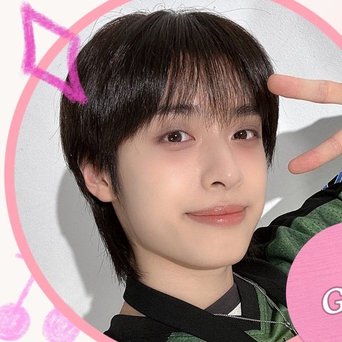 Behind-the-scenes cut of Gaon (Xdinary Heroes)