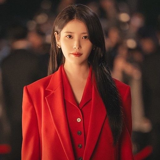 Recent activity shot of IU