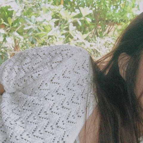 Latest photo of Joy (Red Velvet)