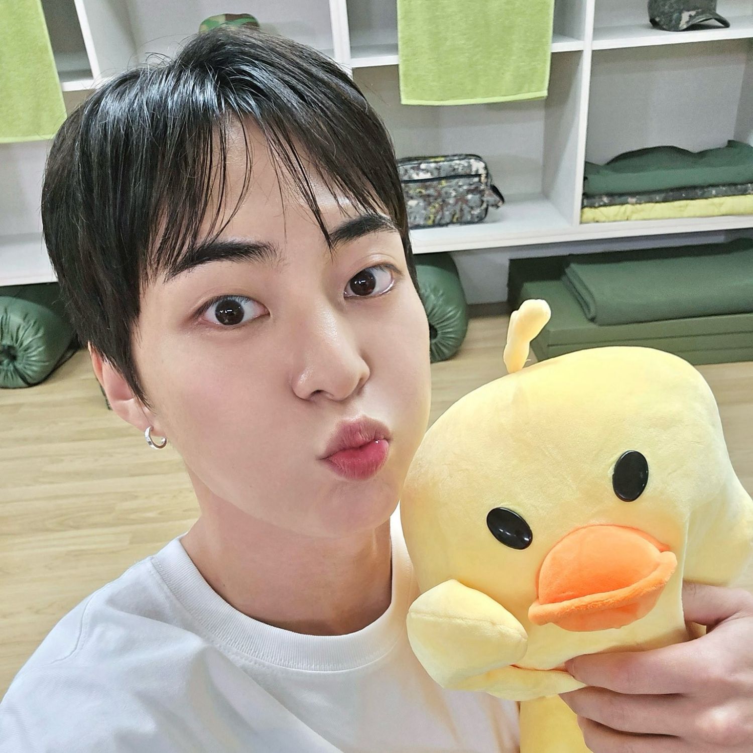 A moment captured by Xiumin (EXO)'s fan
