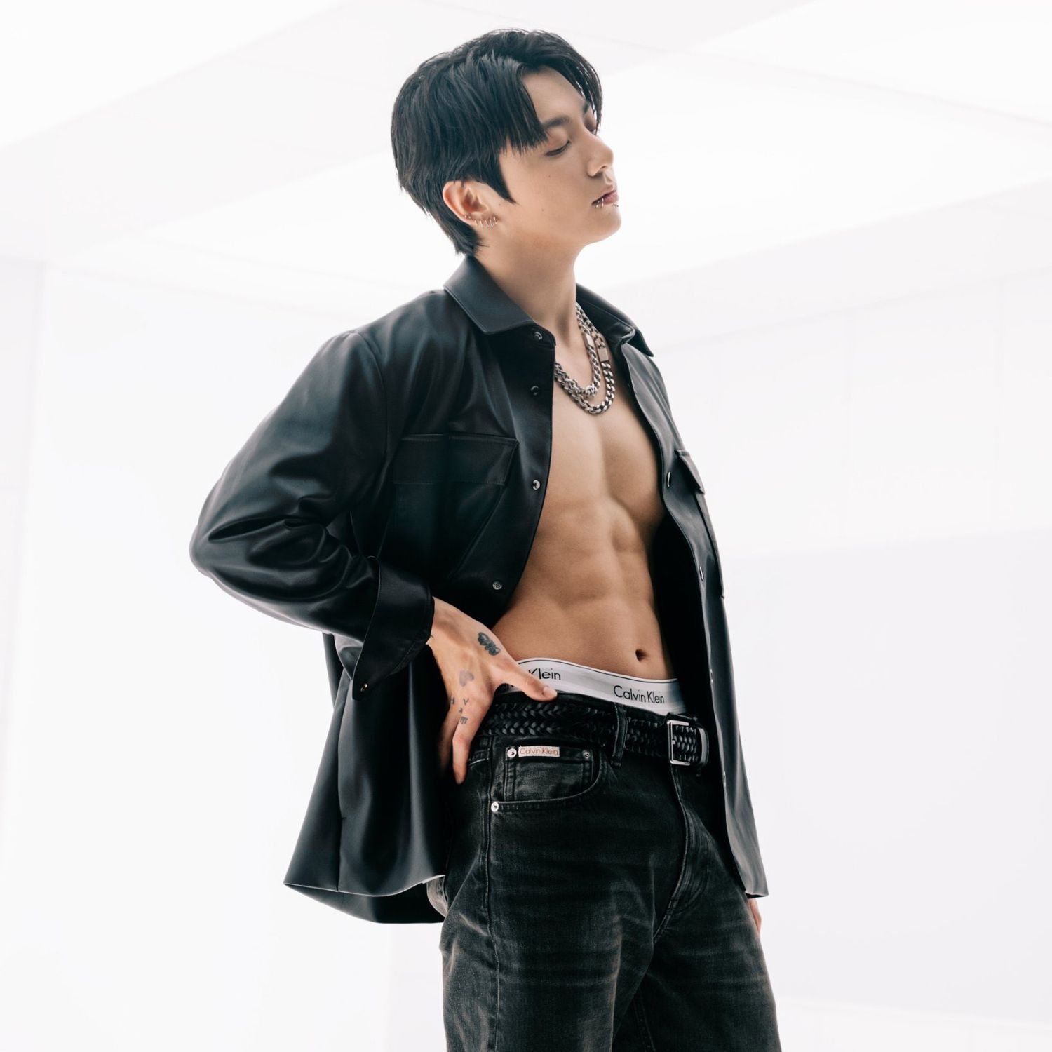 Momen yang diabadikan oleh penggemar Jungkook (BTS)