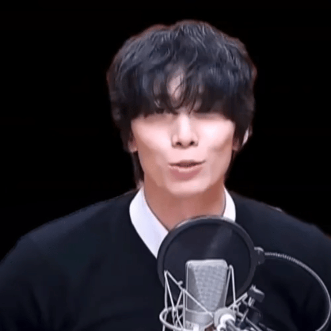 A moment captured by Hwiyoung (SF9)'s fan