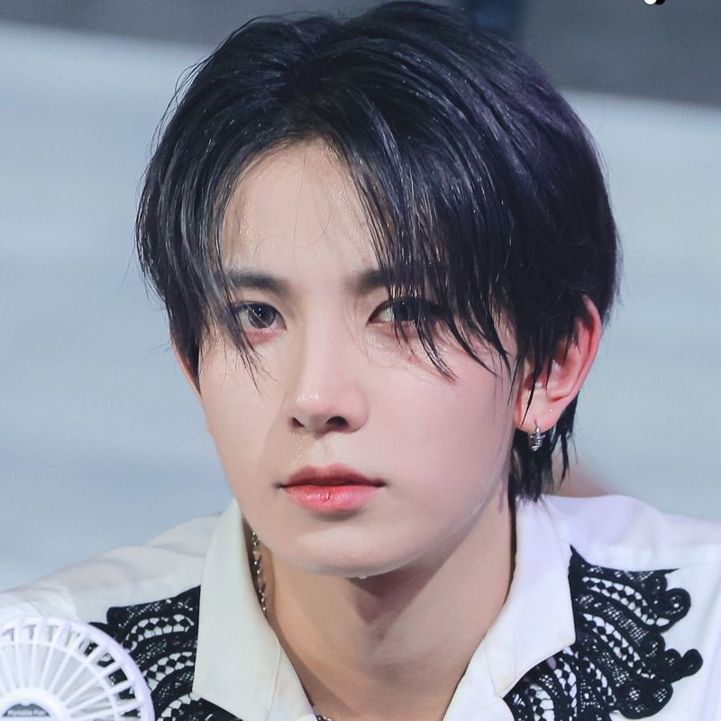 Momen yang diabadikan oleh penggemar Heeseung (ENHYPEN)