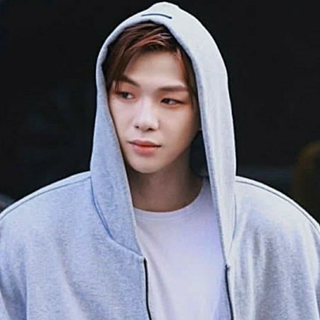 A moment captured by Kang Daniel's fan