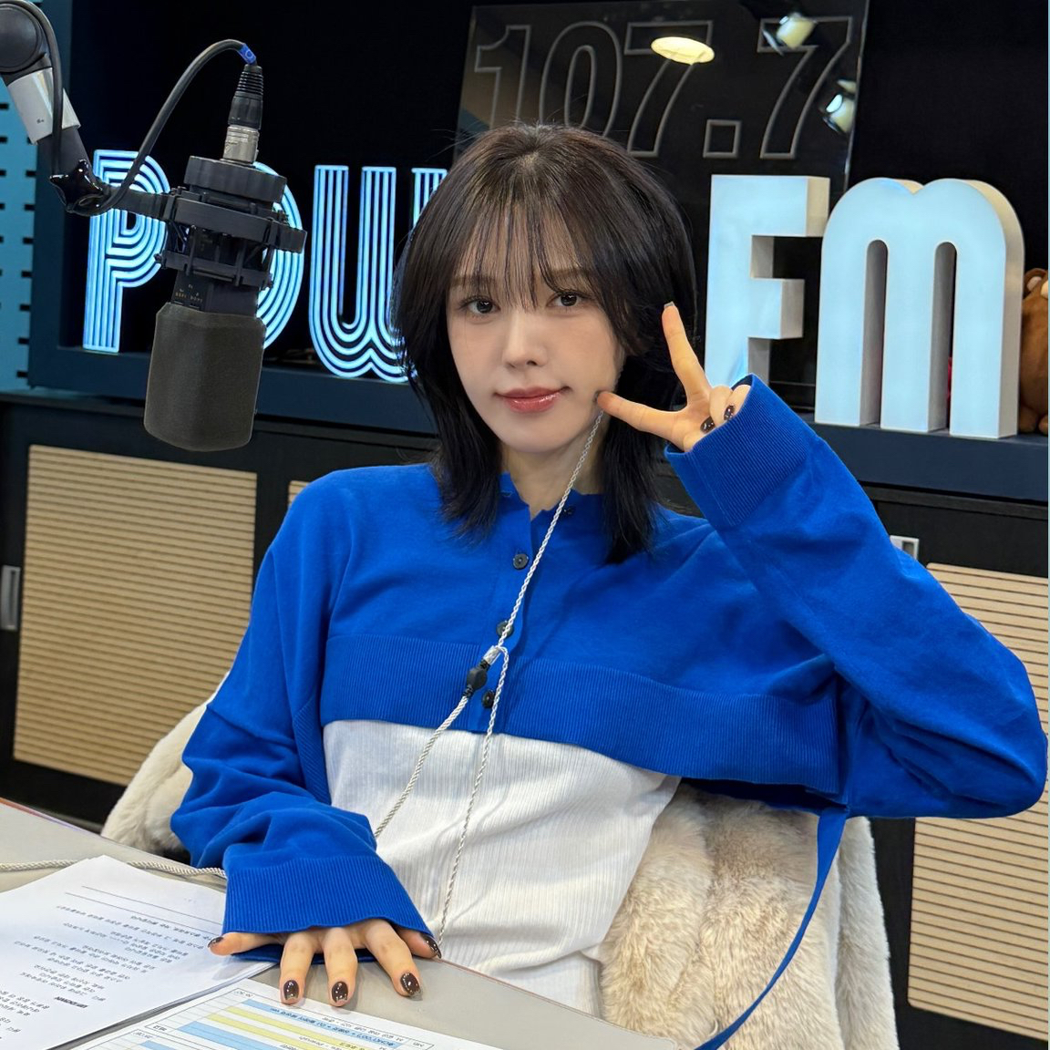 Behind-the-scenes cut of Wendy (Red Velvet)