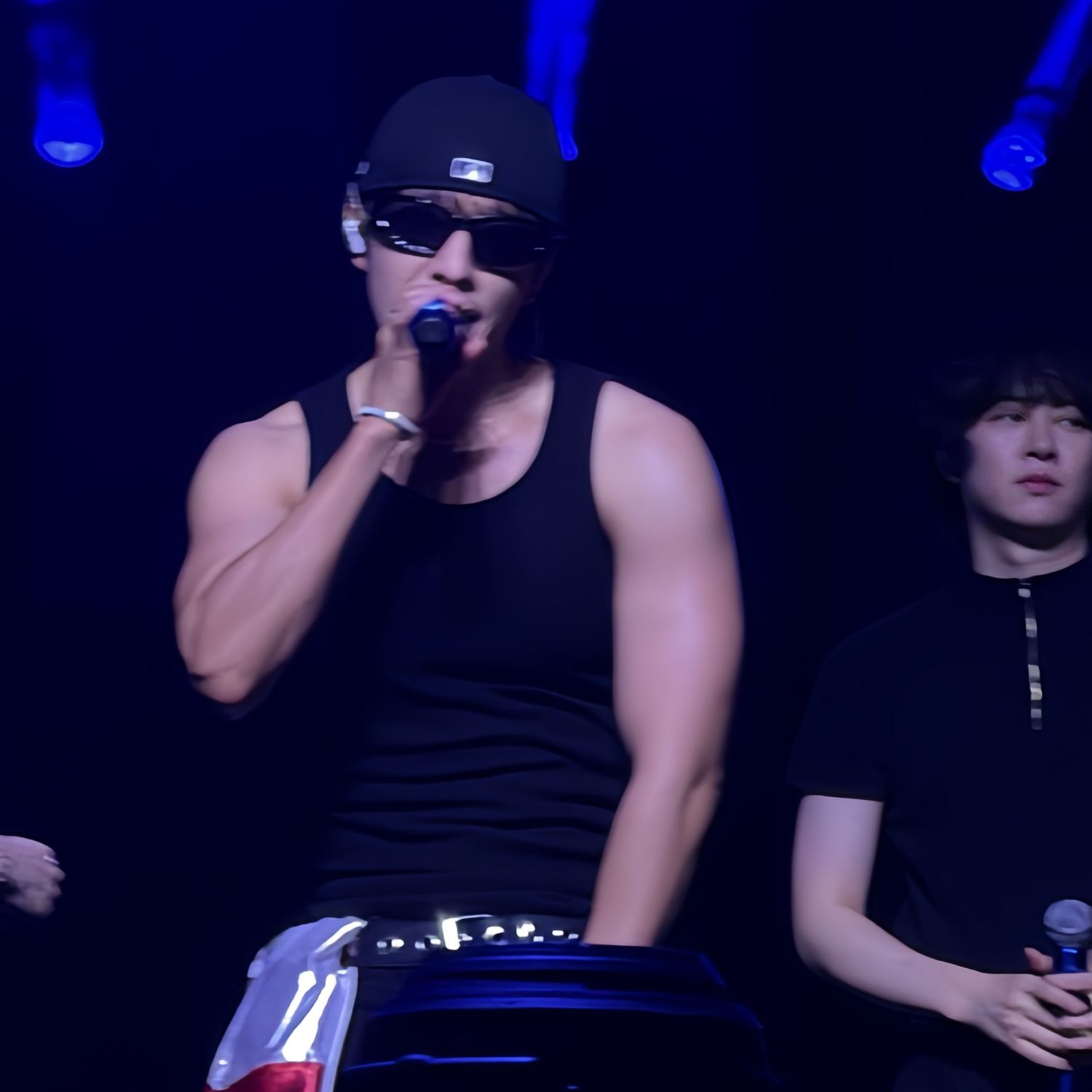 Latest photo of Donghae (Super Junior)