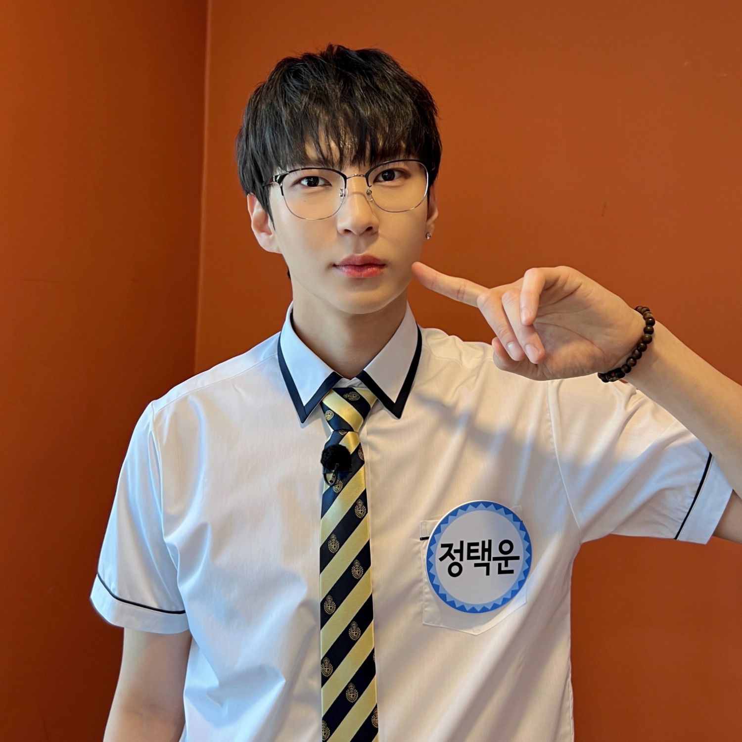 A moment captured by LEO (VIXX)'s fan