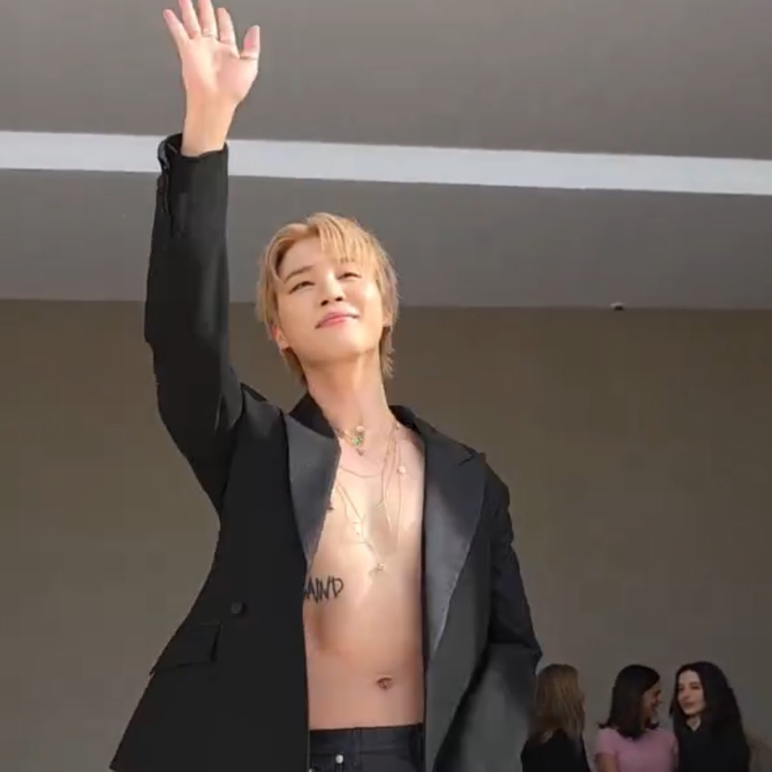 Latest photo of Jimin (BTS)