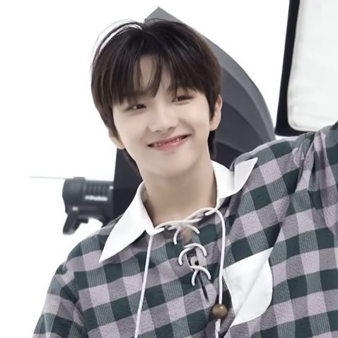 Behind-the-scenes cut of Woonhak (BOYNEXTDOOR)