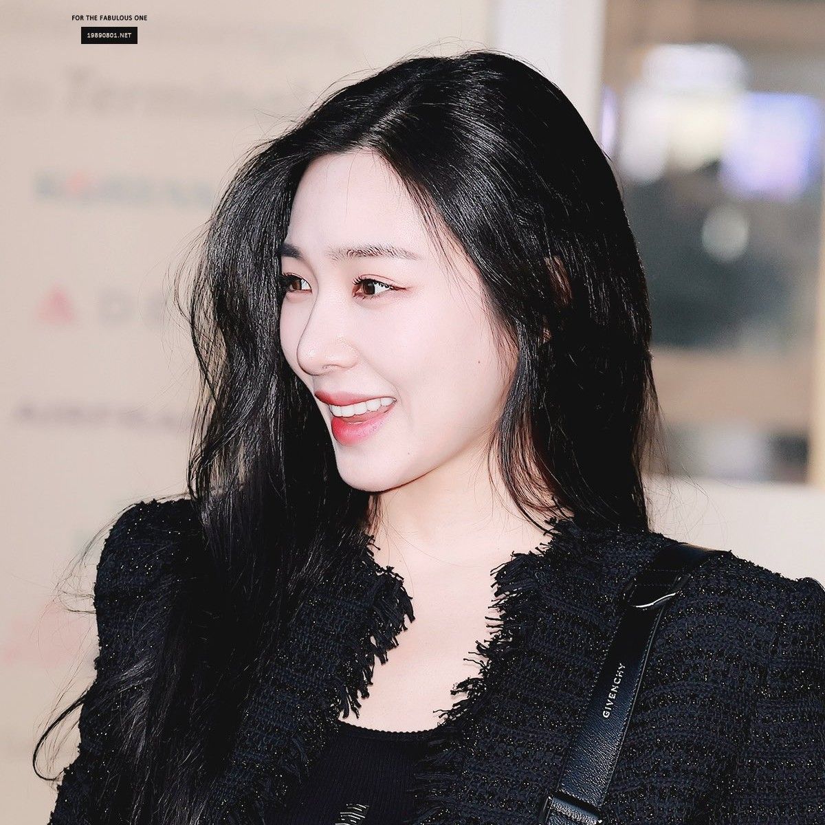A moment captured by Tiffany Young (Girls' Generation)'s fan