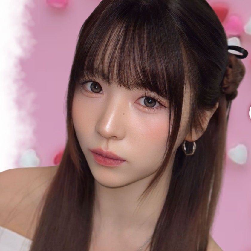 Behind-the-scenes cut of Maya (NiziU)