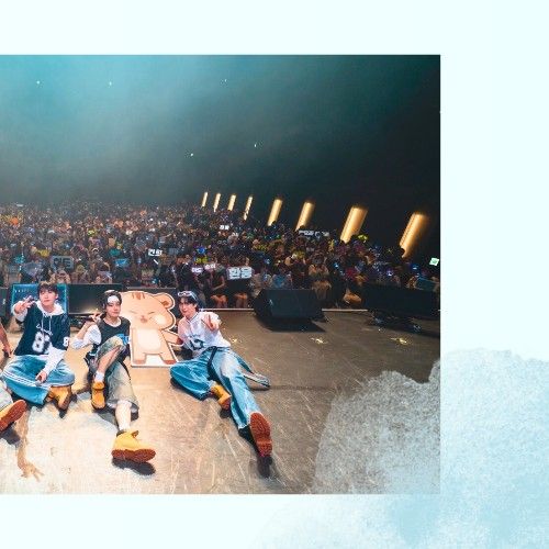 A moment captured by ONEUS's fan