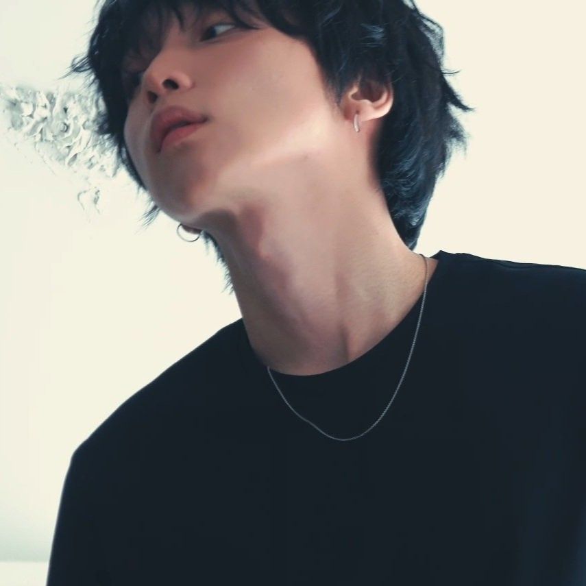 A moment captured by Jeong Sewoon's fan