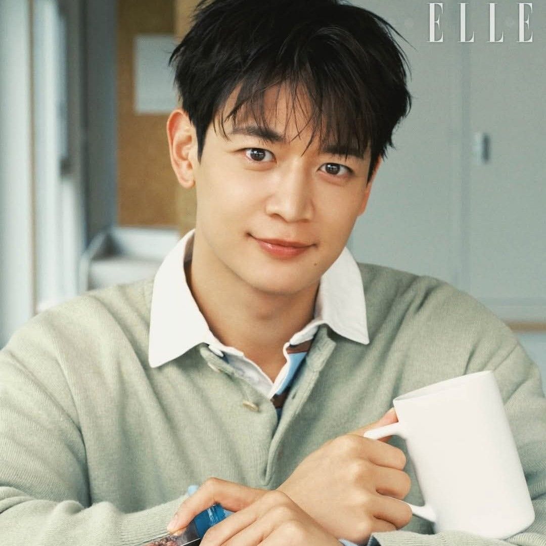 Recent activity shot of Minho (SHINee)