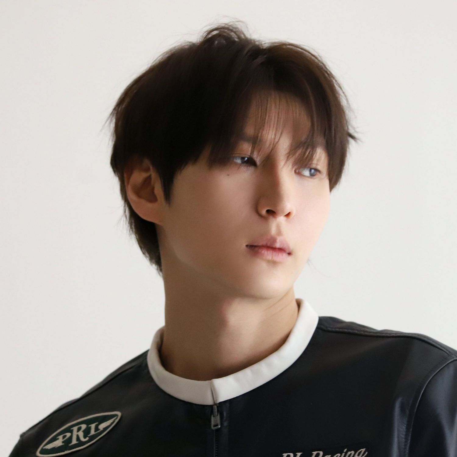 Recent activity shot of LEO (VIXX)