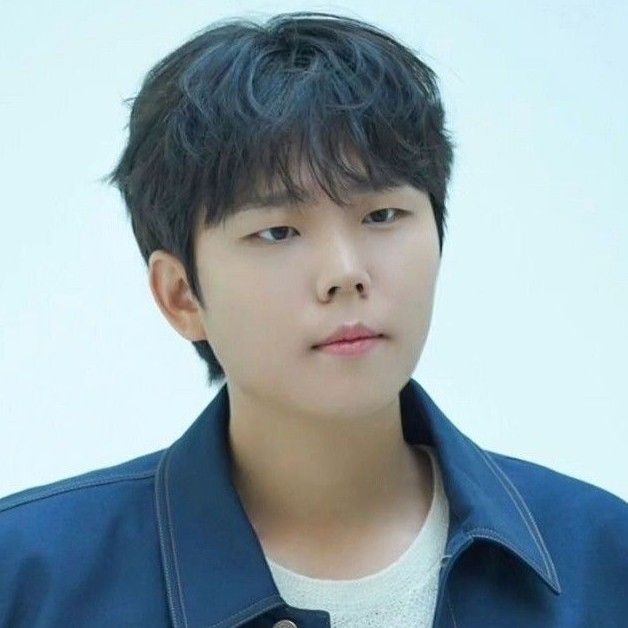 A moment captured by Jung Seunghwan's fan