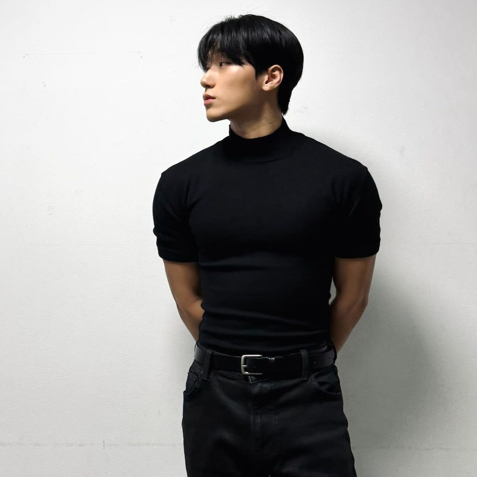 Behind-the-scenes cut of San (ATEEZ)