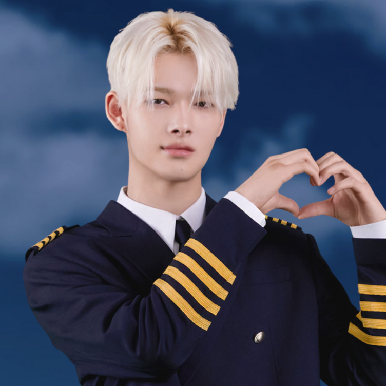 Foto terbaru NI-KI (ENHYPEN)