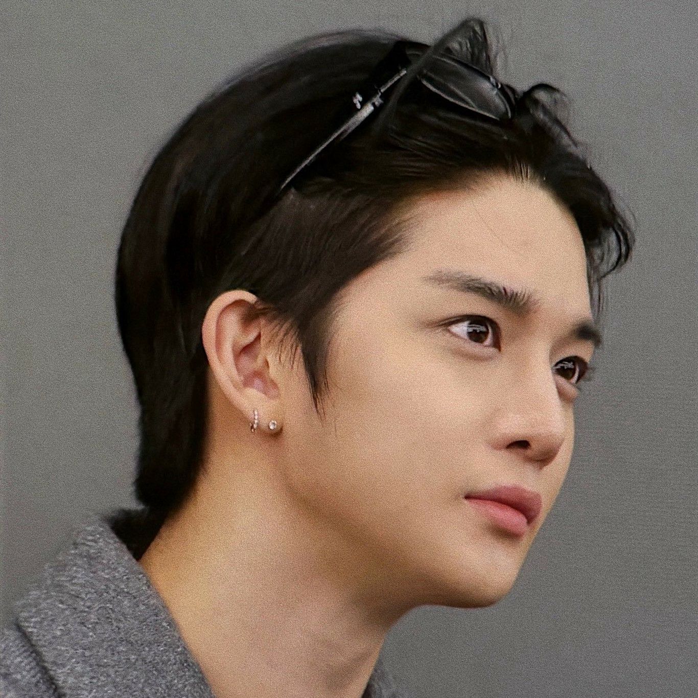 Behind-the-scenes cut of Bae Jinyoung