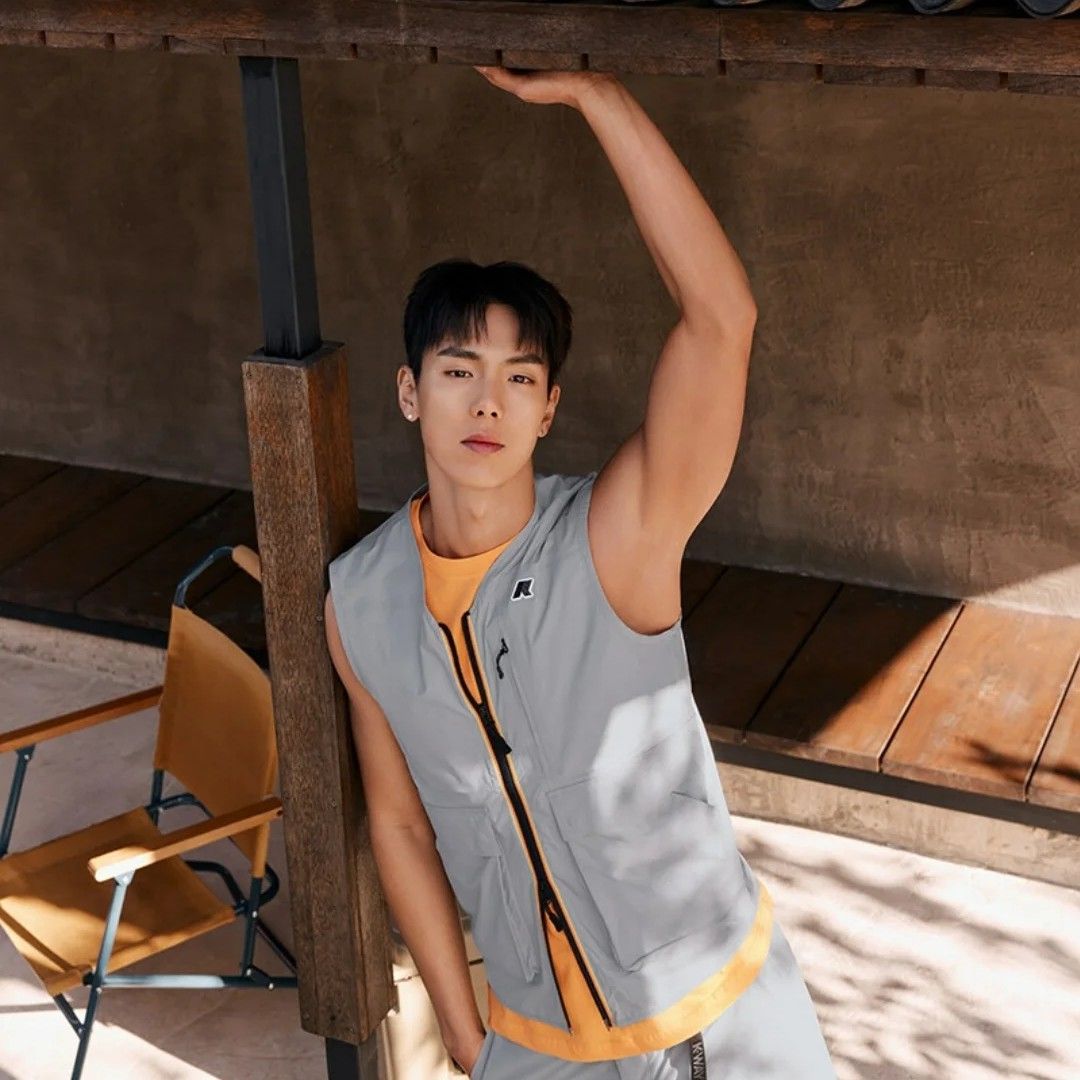 Recent activity shot of Shownu (MONSTA X)