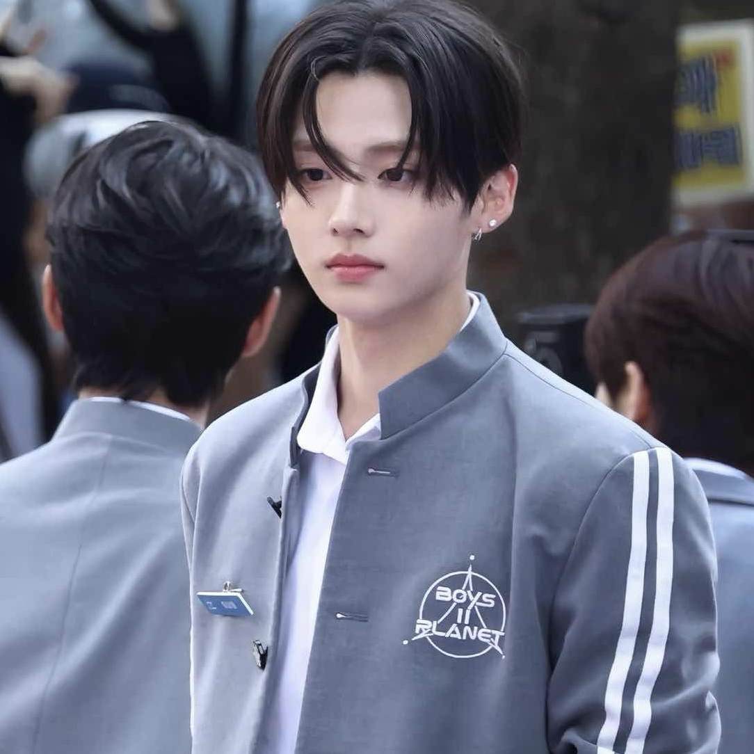 A moment captured by Lee Sangwon's fan