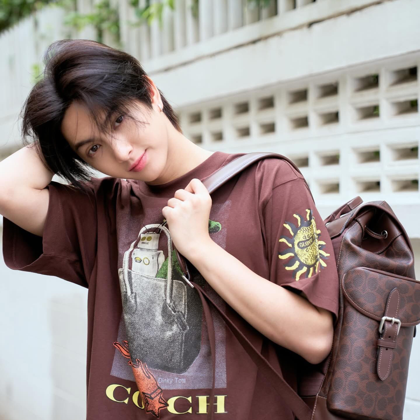 Latest photo of Copper (BUS)