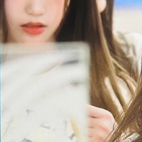 Behind-the-scenes cut of Mai (izna)