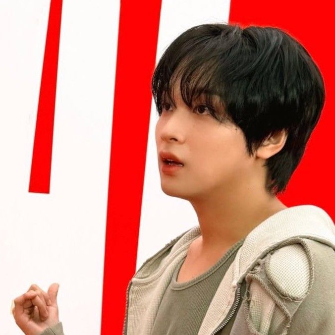 Behind-the-scenes cut of Haechan (NCT 127, NCT DREAM)