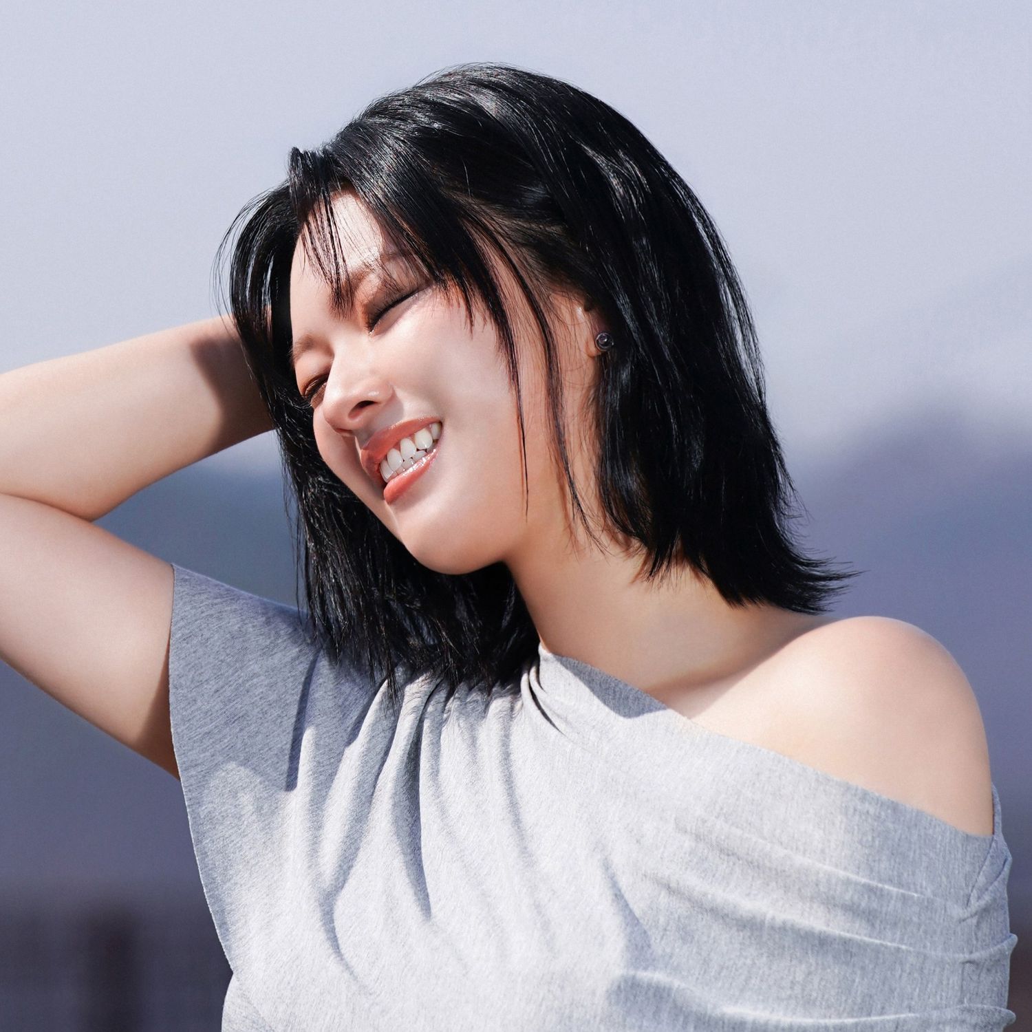 Behind-the-scenes cut of Jeongyeon (TWICE)