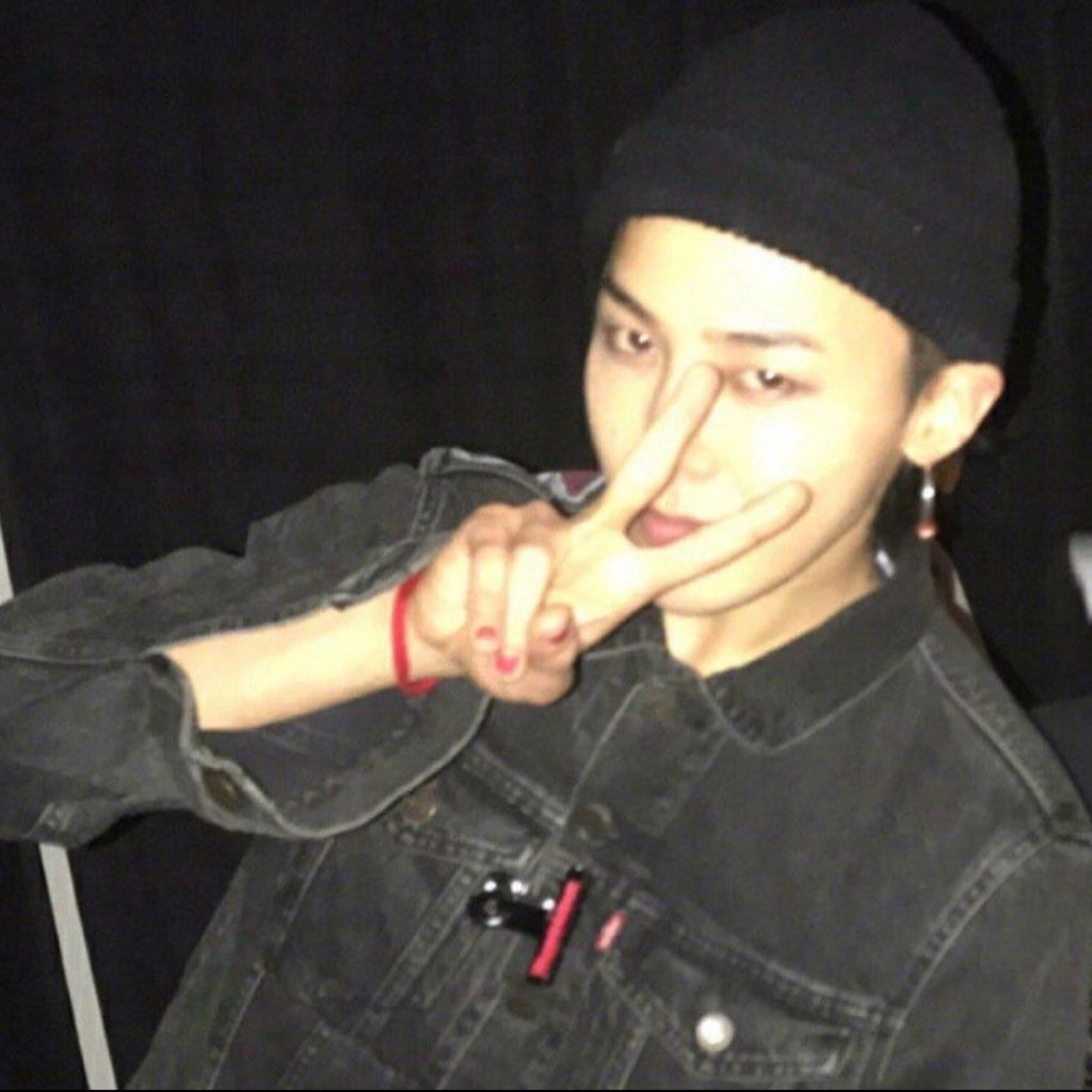 Recent activity shot of G-DRAGON (BIGBANG)