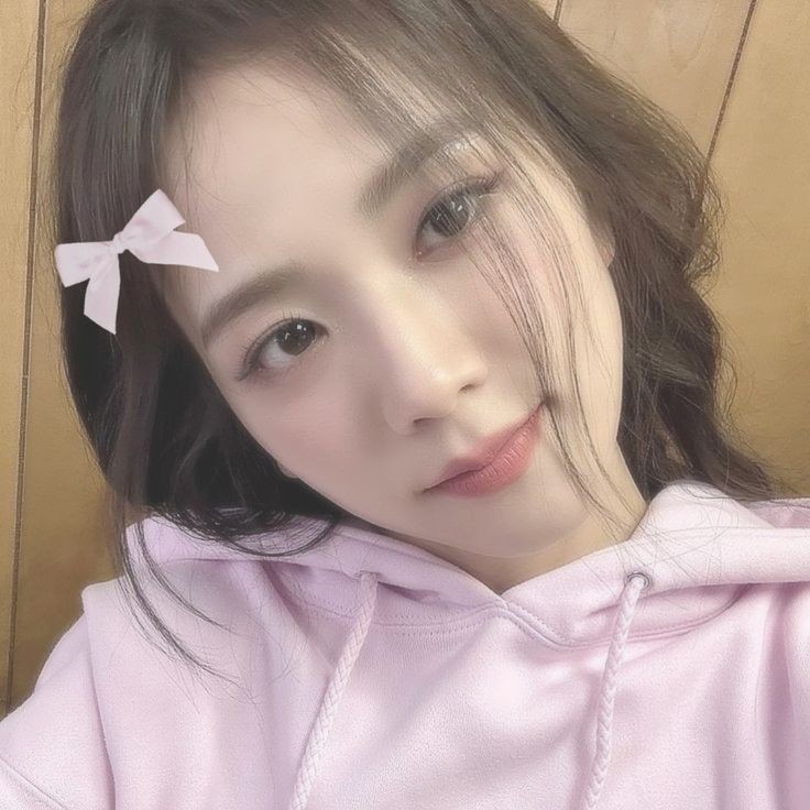 Recent activity shot of Jisoo (BLACKPINK)