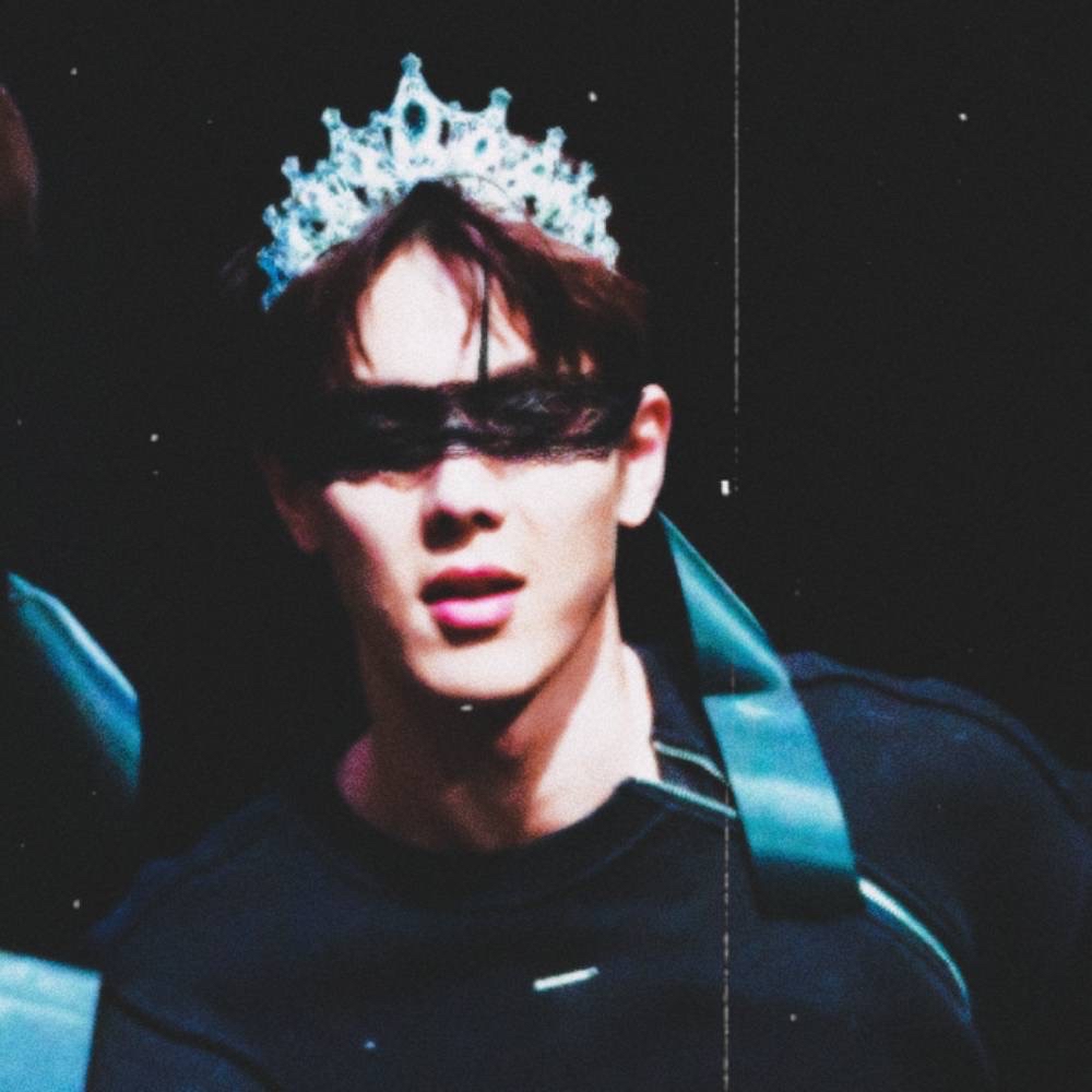 Latest photo of Shownu (MONSTA X)