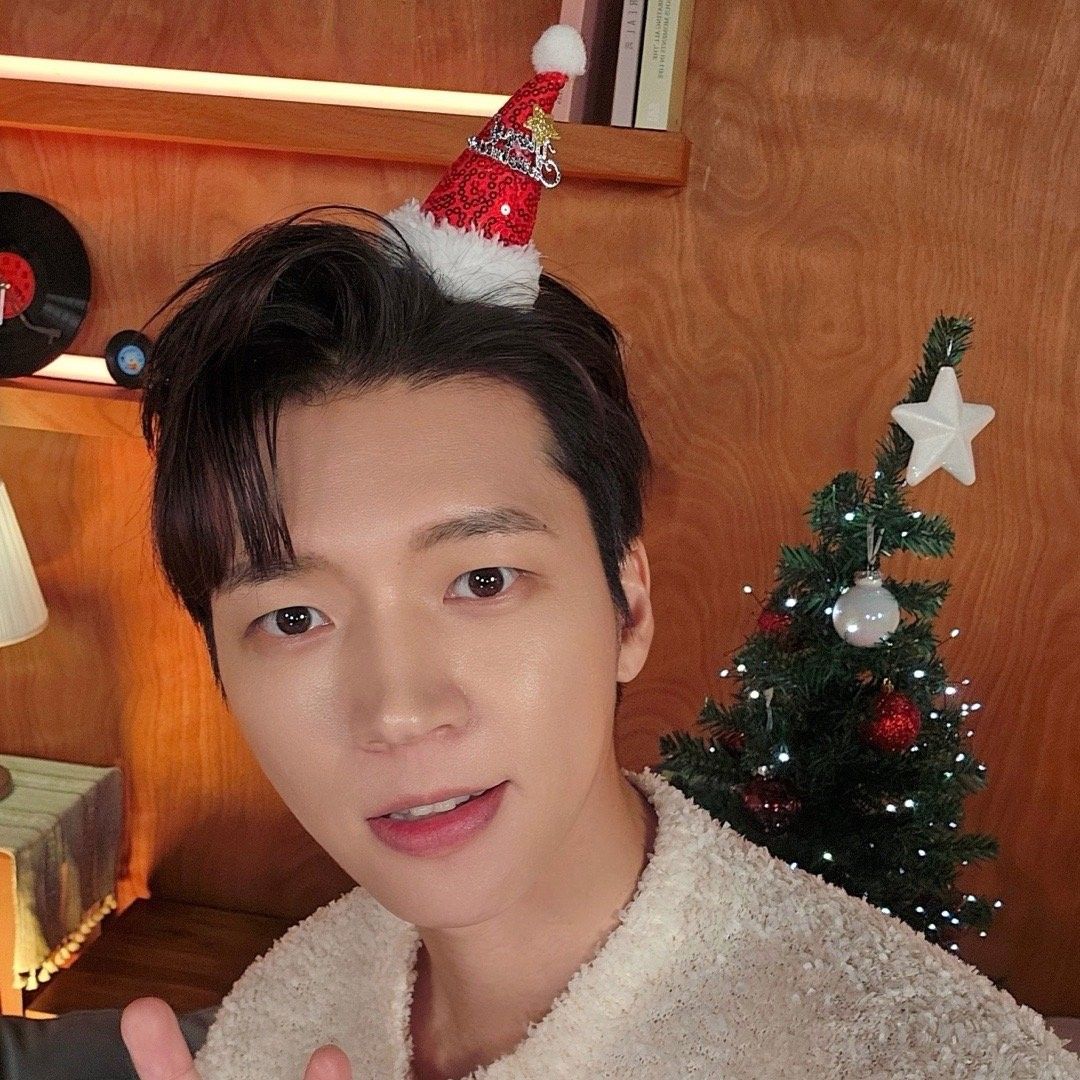 Behind-the-scenes cut of Woohyun (INFINITE)