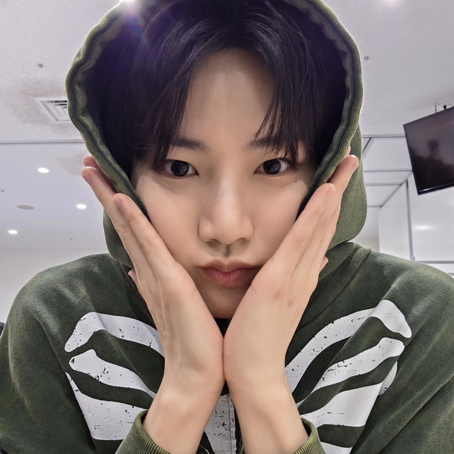 俊奎 (TREASURE)的最新活動照片