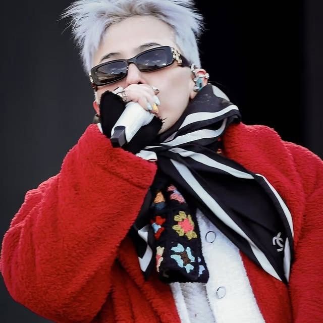 Recent activity shot of G-DRAGON (BIGBANG)