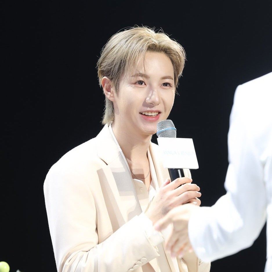 Recent activity shot of Renjun (NCT DREAM)