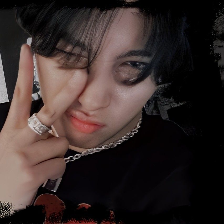 Latest photo of Wooseok (PENTAGON)
