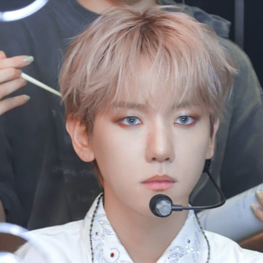 伯賢 (EXO)的最新照片
