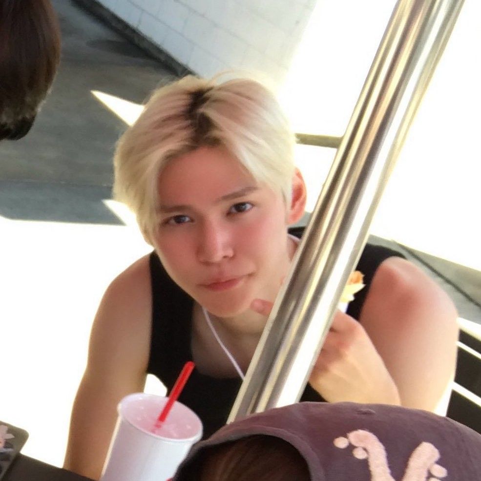 Behind-the-scenes cut of Eunseok (RIIZE)