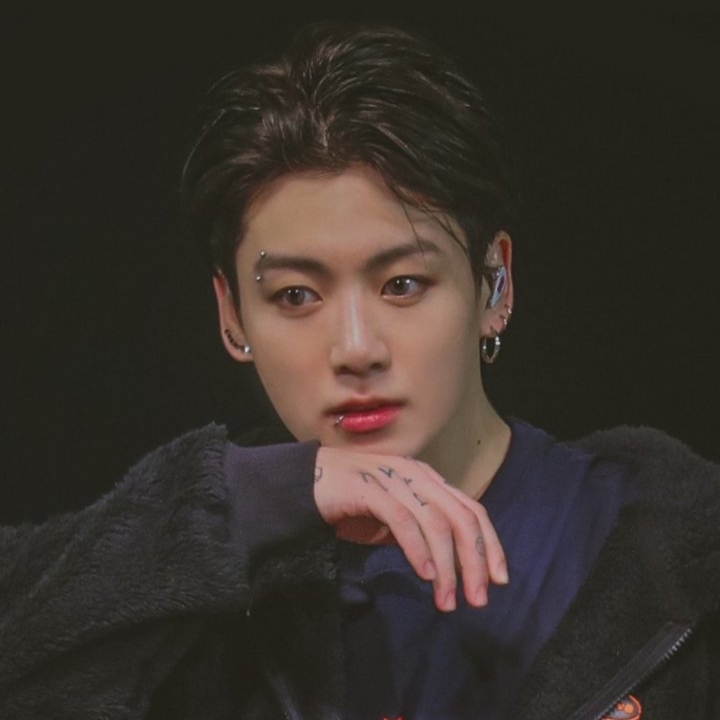 Latest photo of Jungkook (BTS)