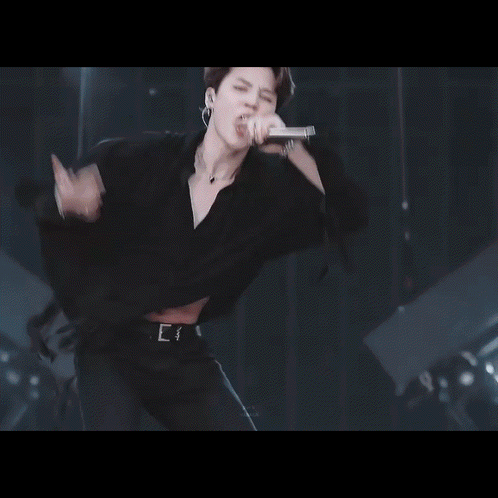 A moment captured by Jimin (BTS)'s fan