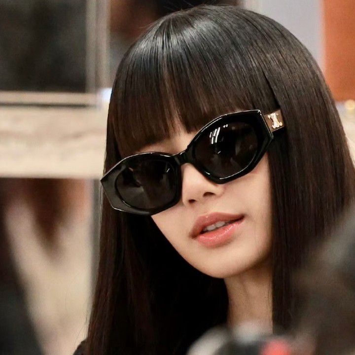 Latest photo of Lisa (BLACKPINK)