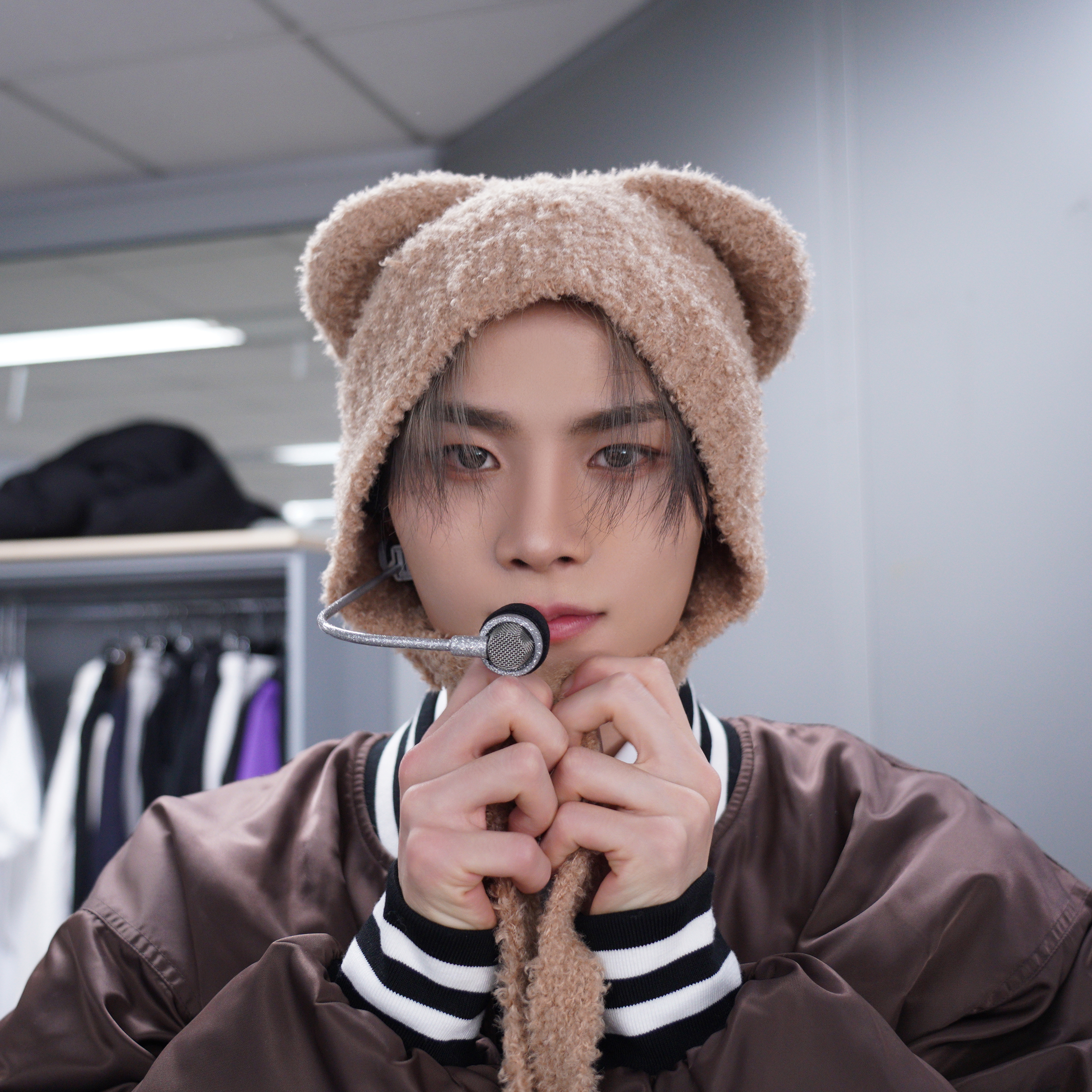 Behind-the-scenes cut of Myungho (8TURN)