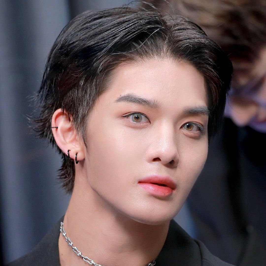 Recent activity shot of Bae Jinyoung