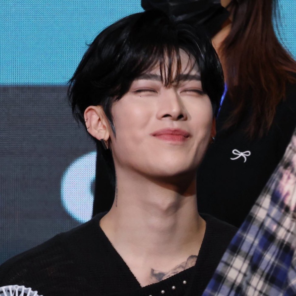 Behind-the-scenes cut of Ricky (ZEROBASEONE)